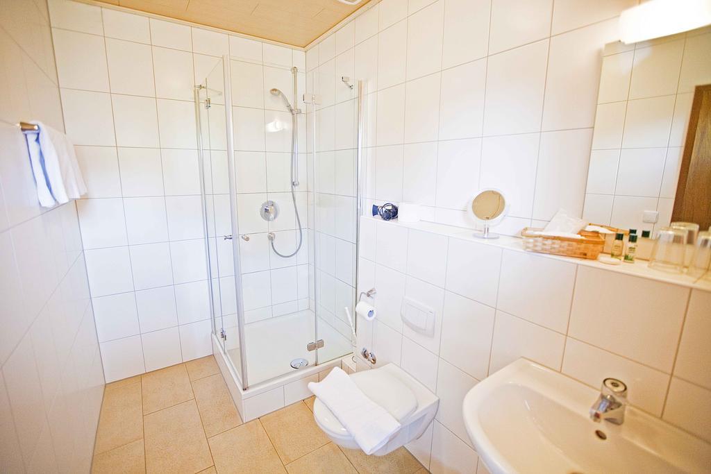 Hotel Gasthof Engel Appenweier Szoba fotó